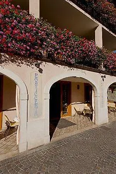 Apart-hotel Casa Gardola, Gtsgroup 3*