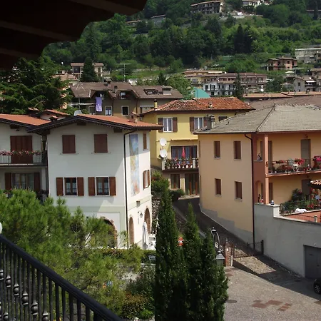 Casa Gardola, Gtsgroup 3* Tignale