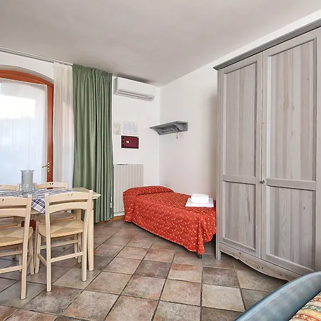 Casa Gardola, Gtsgroup 3* 提尼亚类